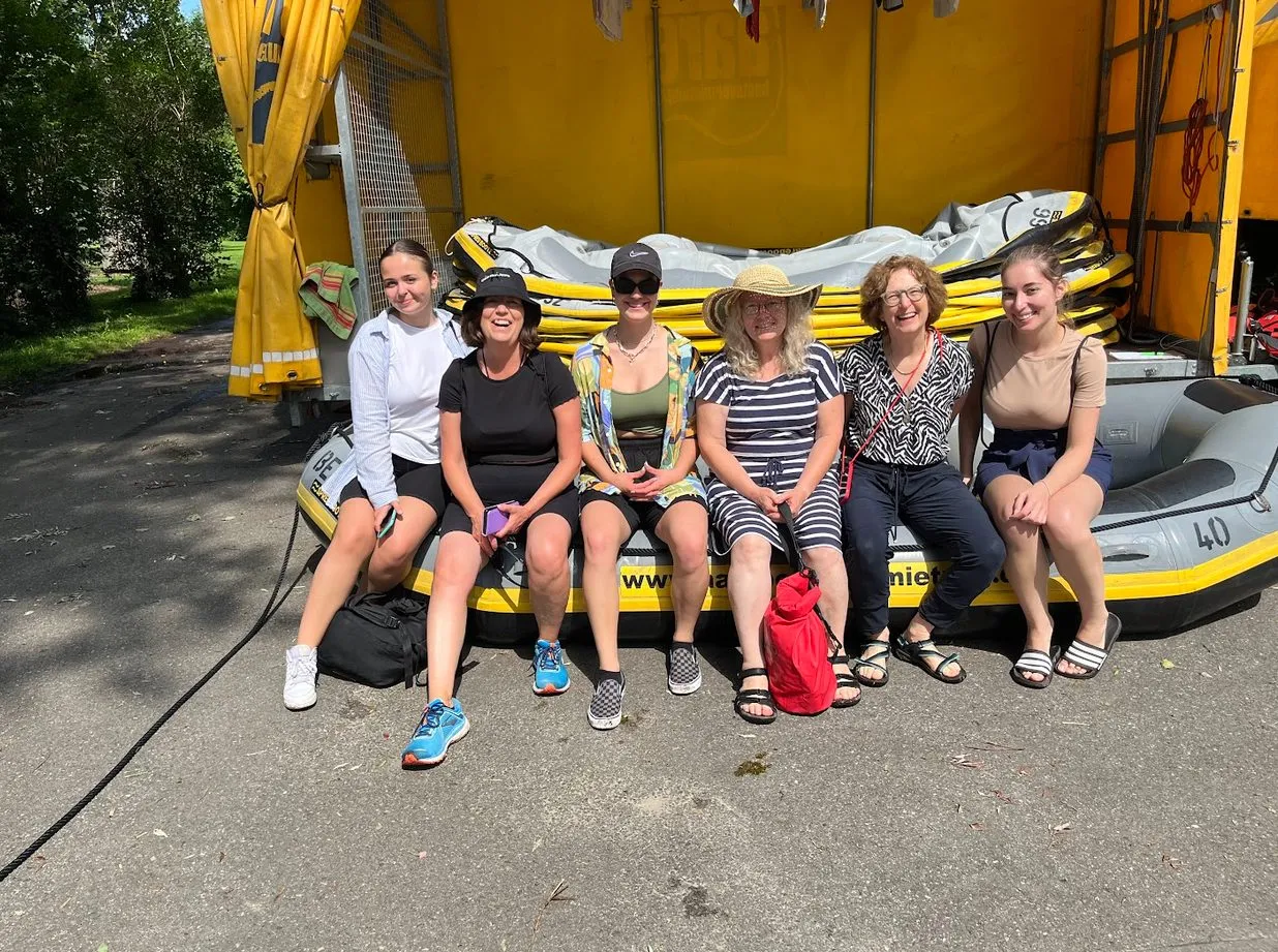Teamausflug Bootausflug Aare – Bild 1